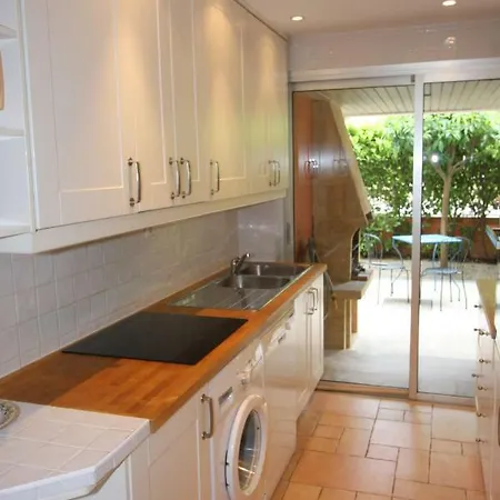 Luxury With Garden In Cap Dantibes דירה *